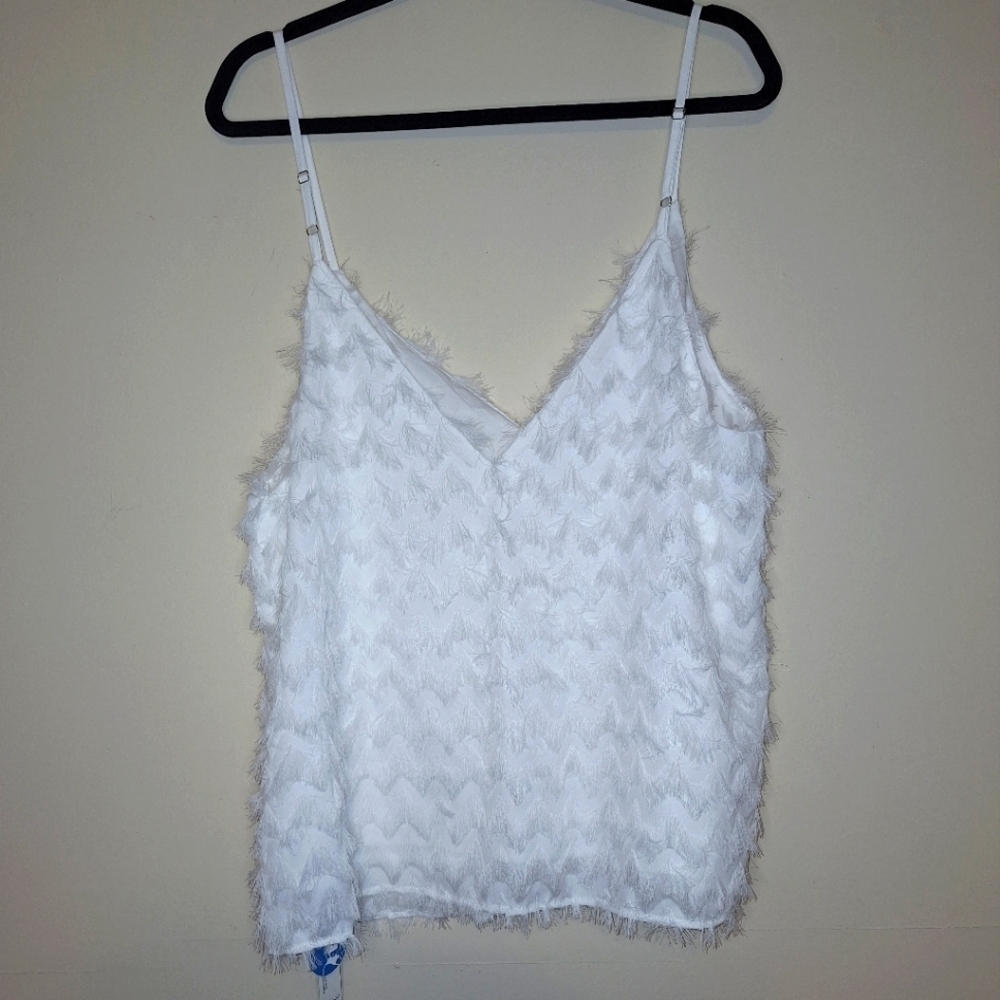 A Cupshe spaghetti strap feathered top in a size XL. New with tags with no flaws